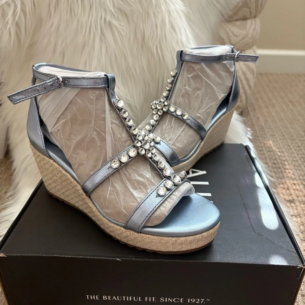 Naturalizer Serena Blue Metallic Strappy Wedge Sandal Y2k